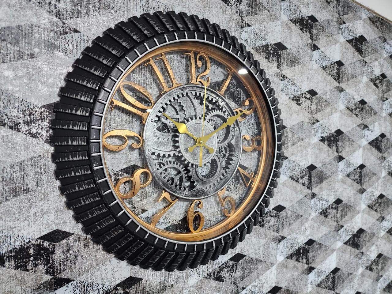 Vintage Design Wall Clock_3
