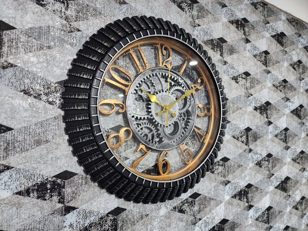 Vintage Design Wall Clock