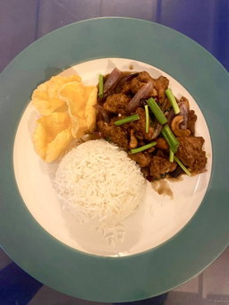 Chinese-Inspired Cashew Chicken Rice