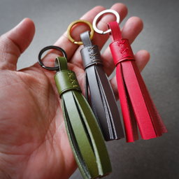 Personalized Tassel Keyring - 8 colors