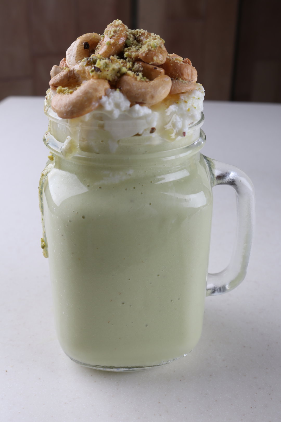 Avocado Milkshake  عصير الأفوكادو الفاخر