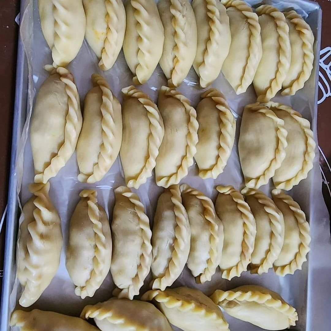 Vegetarian plant based chicken potato curry puffs with  hard boiled eggs (Top seller) 85 to 90g each! (5pcs $12)(10pcs $23)_3