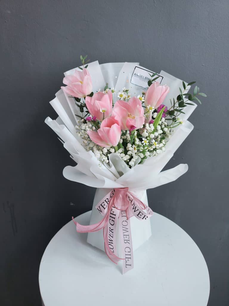 Tulips Bouquet - Small