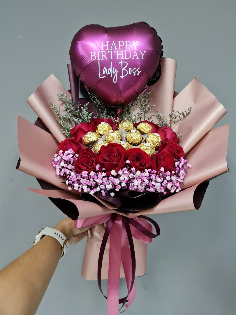 Roses and Ferrero Bouquet