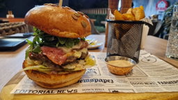Meniu Black Angus classic beef burger