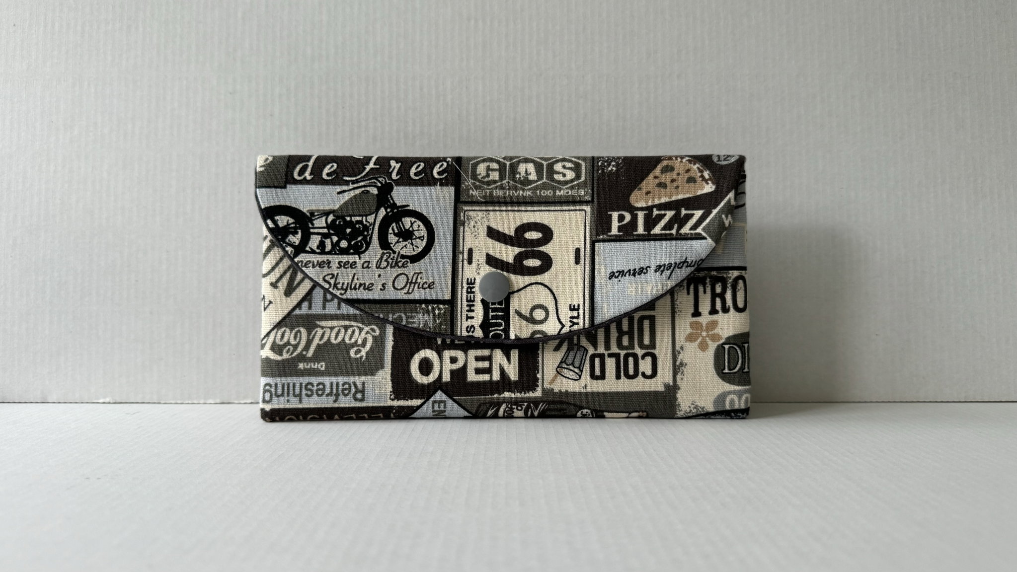 STAMPY MONEY POUCH_0