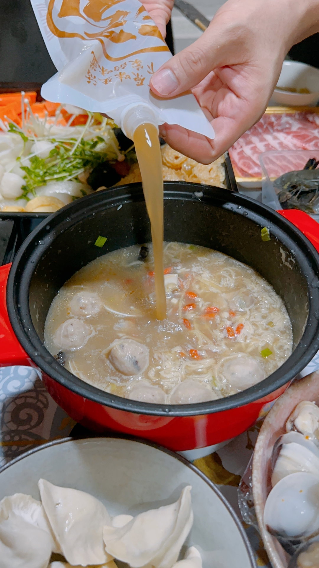 Frozen LaLa Broth ( 8 pkt )  