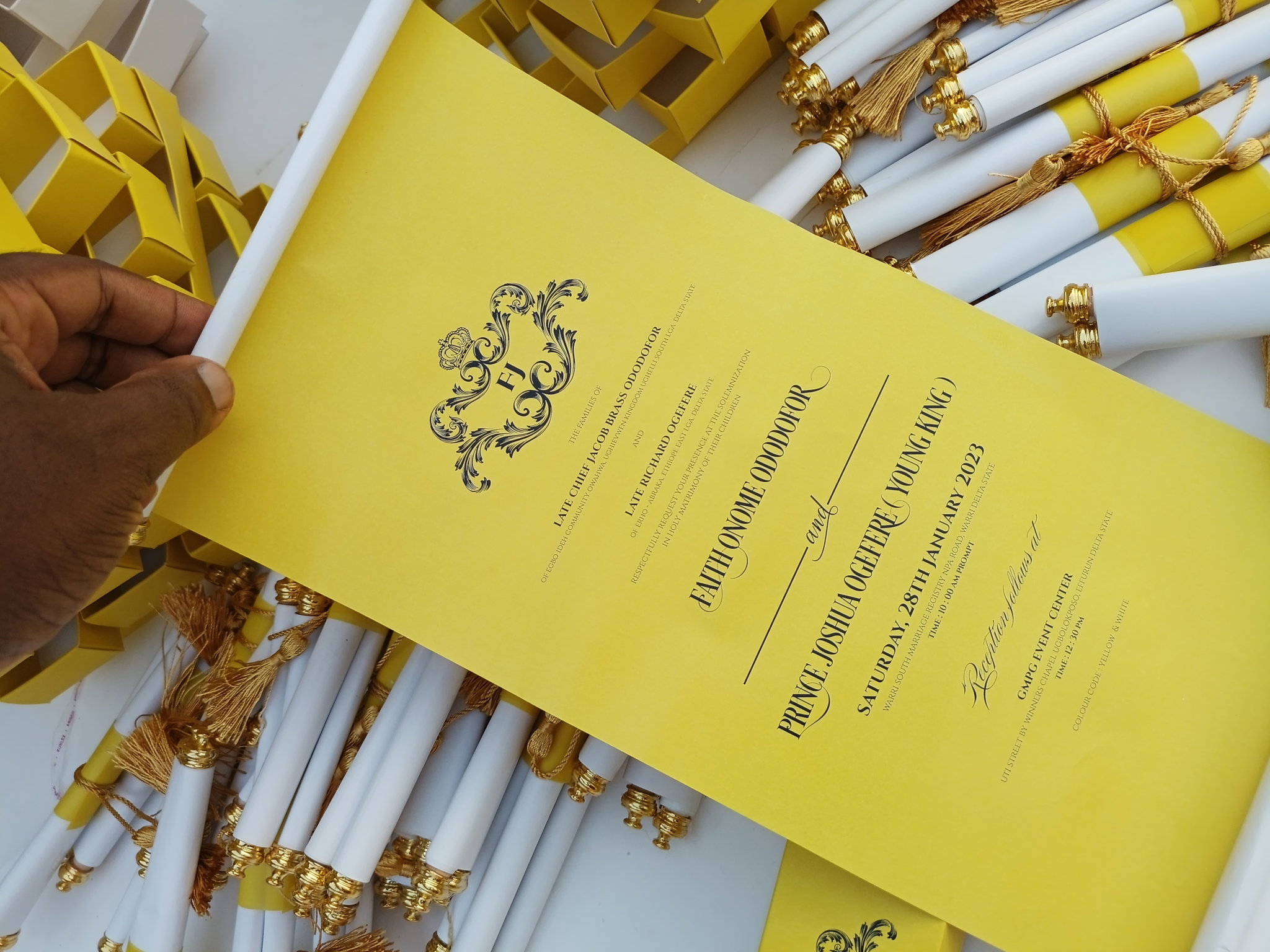 SCROLL INVITATION BIG_2