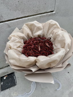 Wildest Dreams (30 Roses)