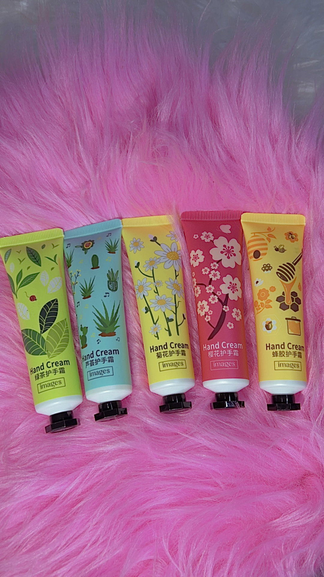 Moisturizing hand cream