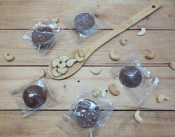 Cashew Nut Clusters