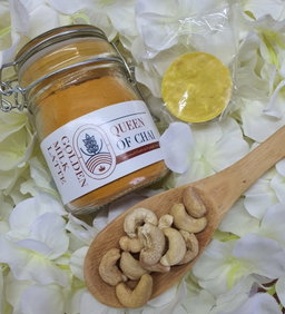 Cashew Nut Clusters