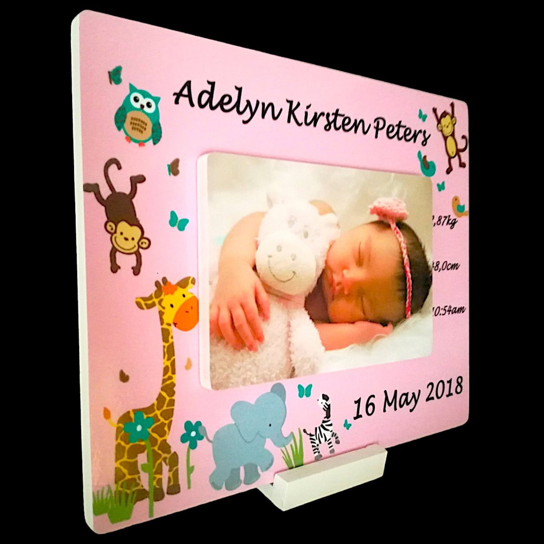 Newborn birth frame (Pink)