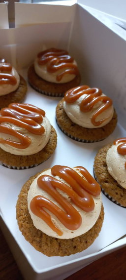Caramel Latte Cupcakes - 1/2 Dozen