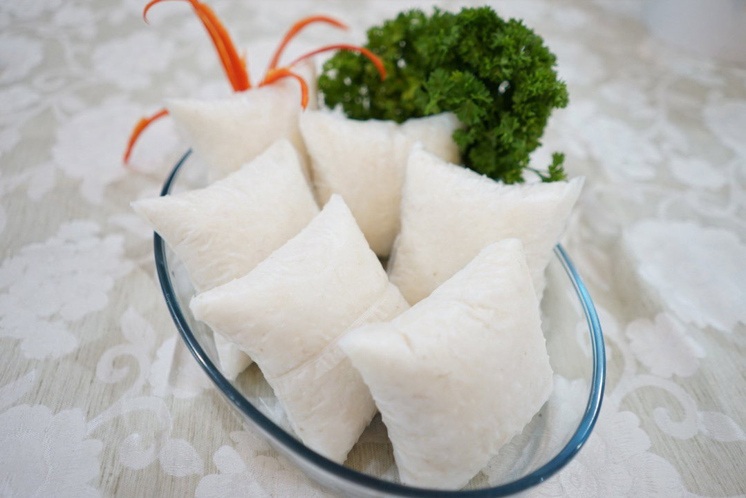 1 Piece Lontong