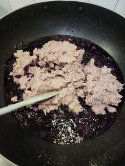 Vegan Purple potato taro puffs! Top seller! 60 to 65g each!5pcs $9.50)(10 pcs $17)