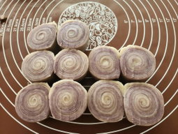 Vegan Purple potato taro puffs! Top seller! 60 to 65g each!5pcs $9.50)(10 pcs $17)