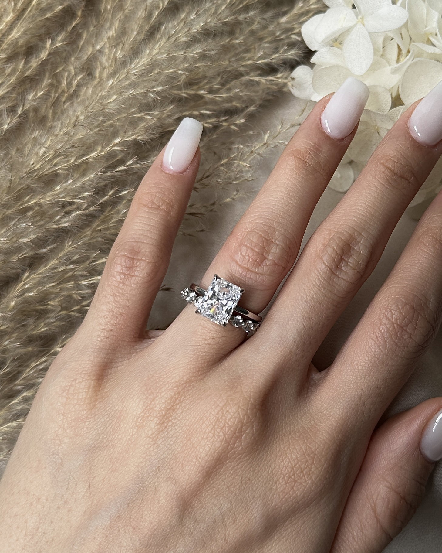 RADIANT SOLITAIRE RING_6