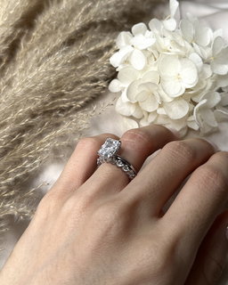PETIT ROUND FULL ETERNITY RING