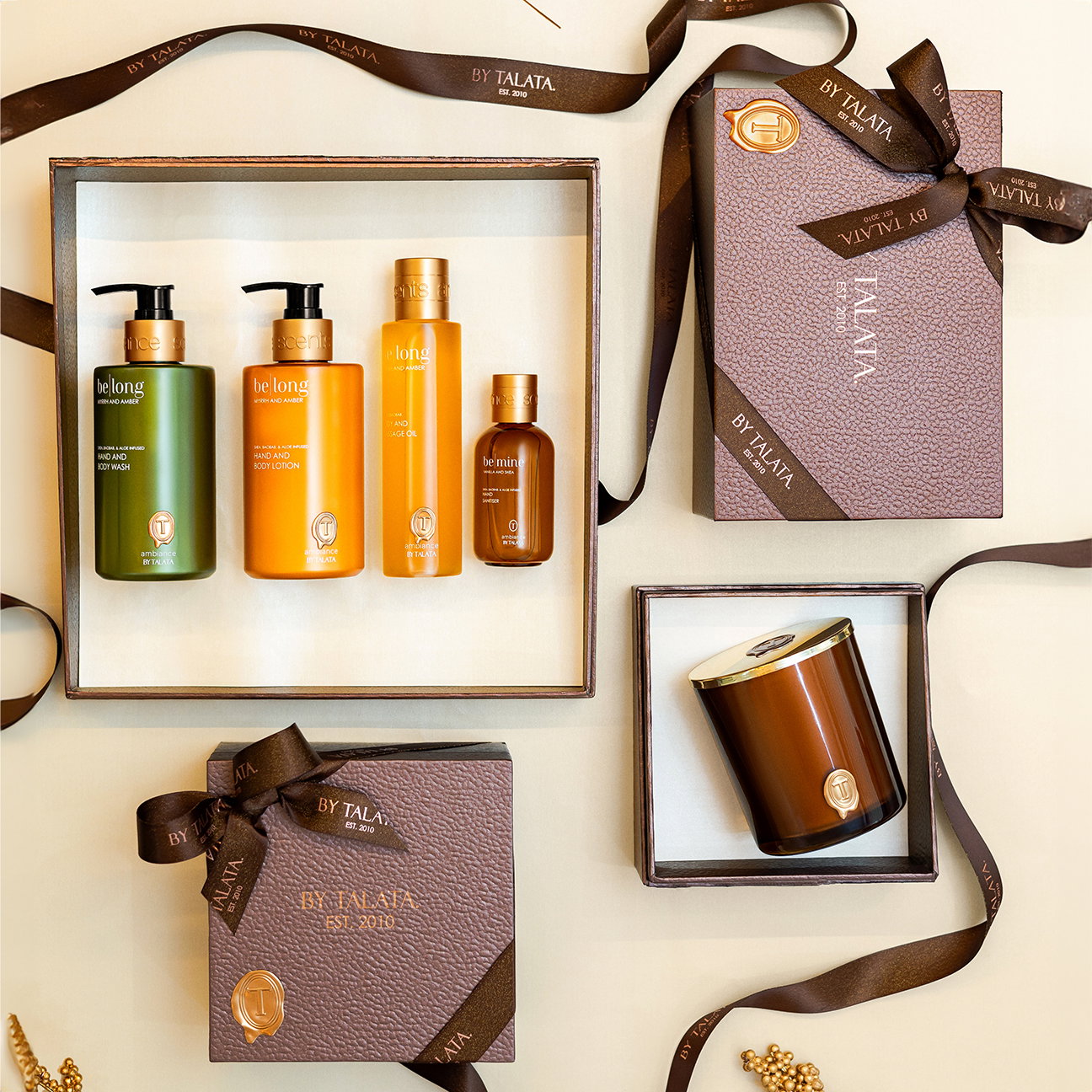 All Decked Out -  NEW SIGNATURE - Body Care + Candle Gift Set - II_0