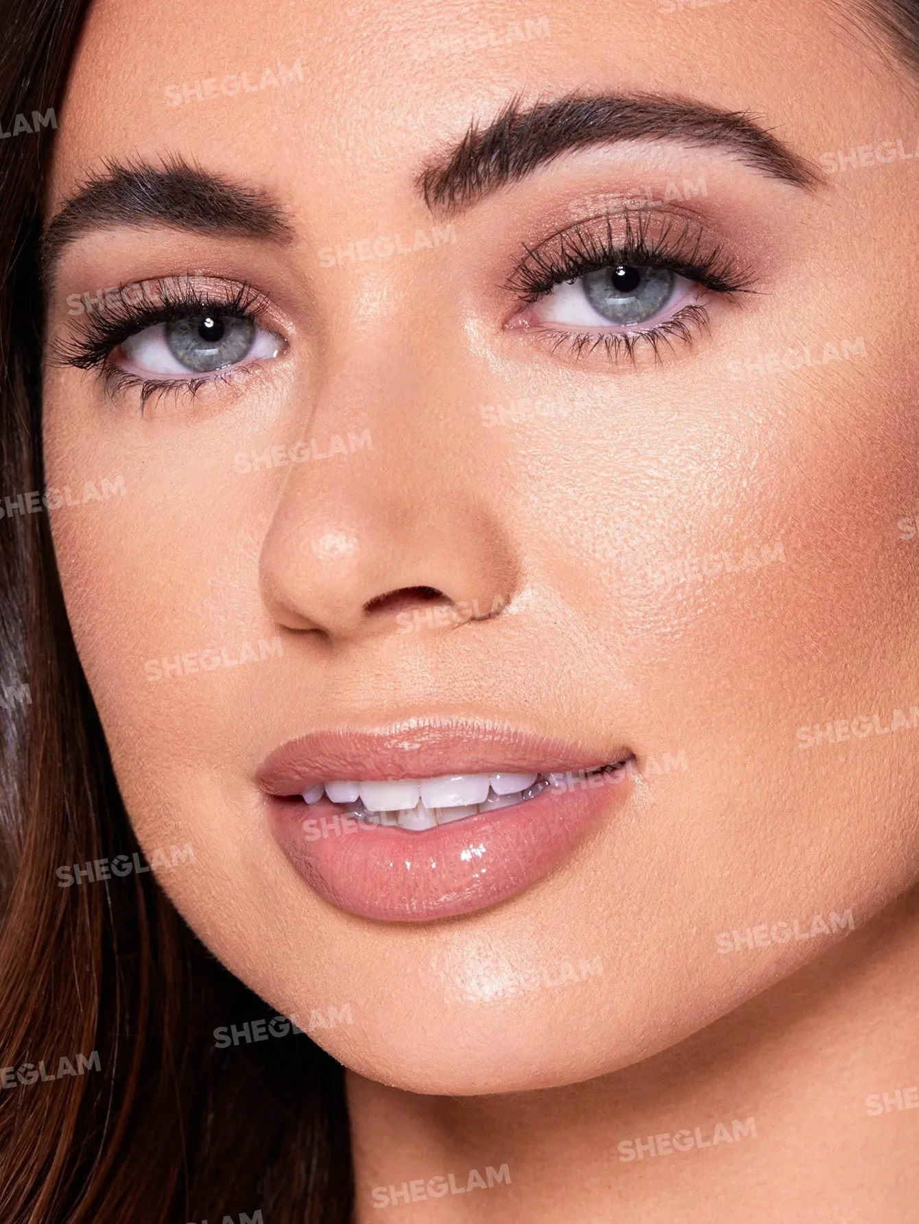 SHEGLAM Skinfinite Hydrating Foundation Sample - Sand_2
