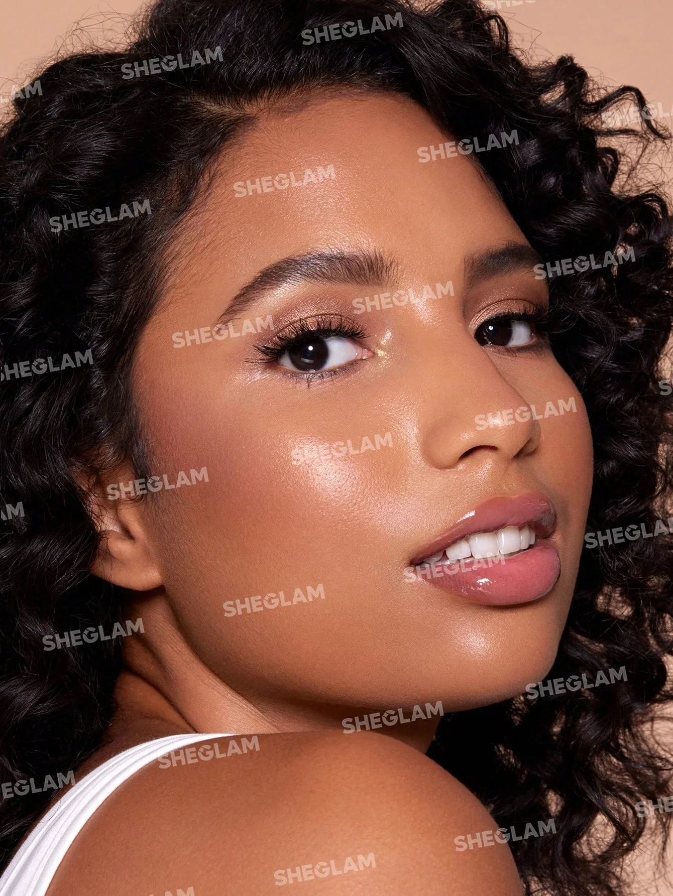 SHEGLAM Skinfinite Hydrating Foundation Sample - Cashew_2