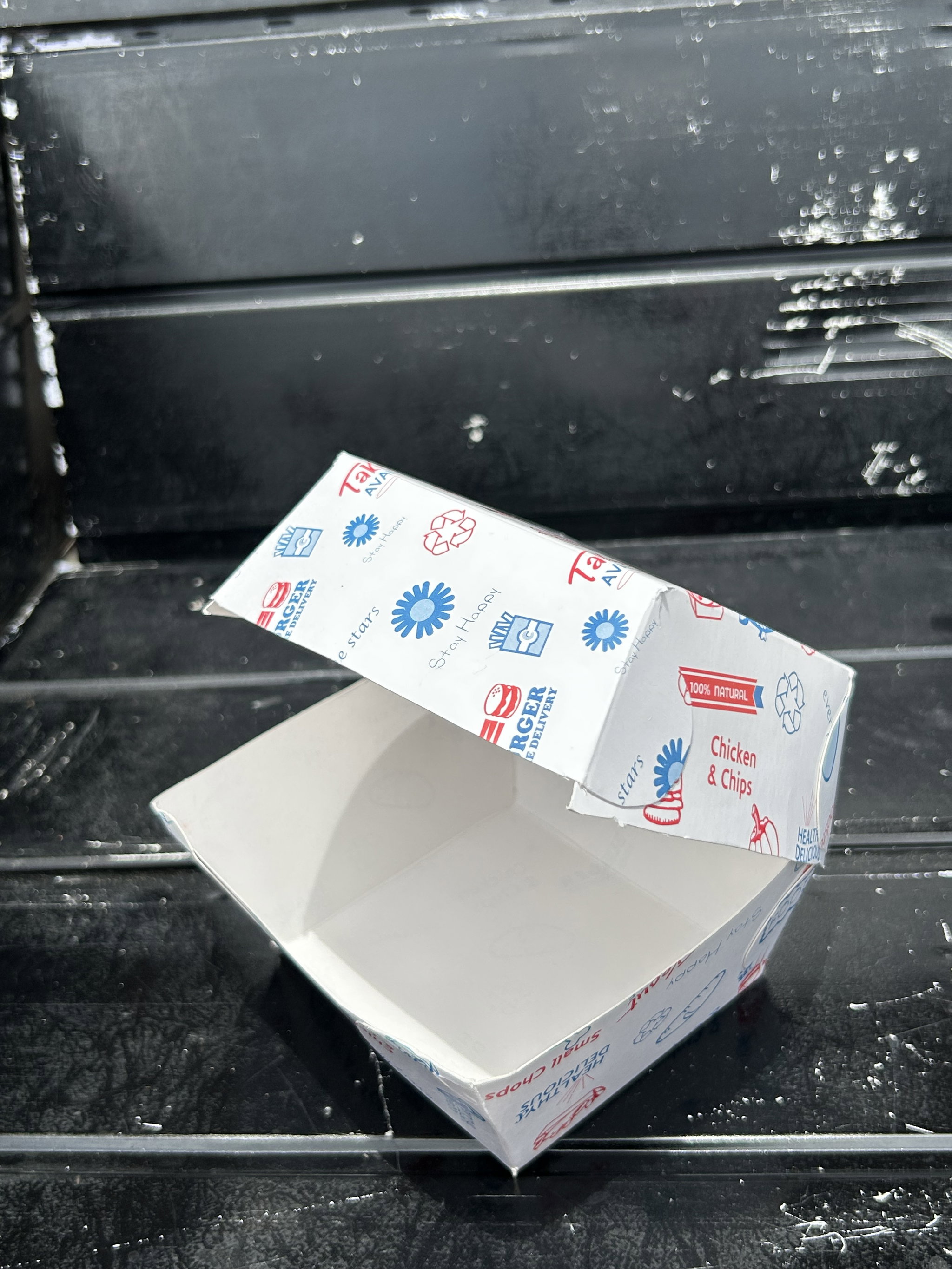 CLAMSHELL BURGER BOXES - '' GENERIC FOODSTEPS DESIGN'' - RETAIL_1