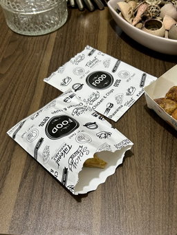 “FOOD TO GO” DELI TAKEOUT BAGS - WHITE & BLACK 