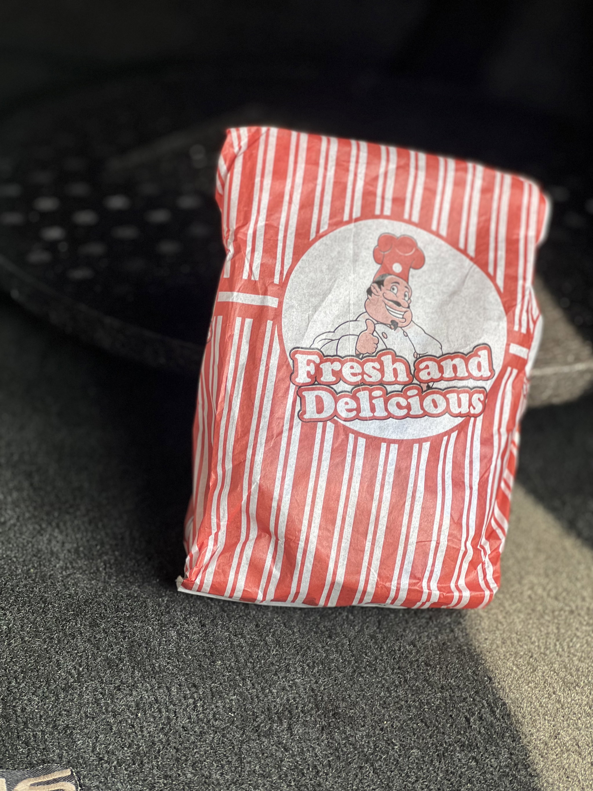 “FRESH & DELICIOUS TREAT TAKEOUT BAGS - 9” x 4.5” x 2.5” _2
