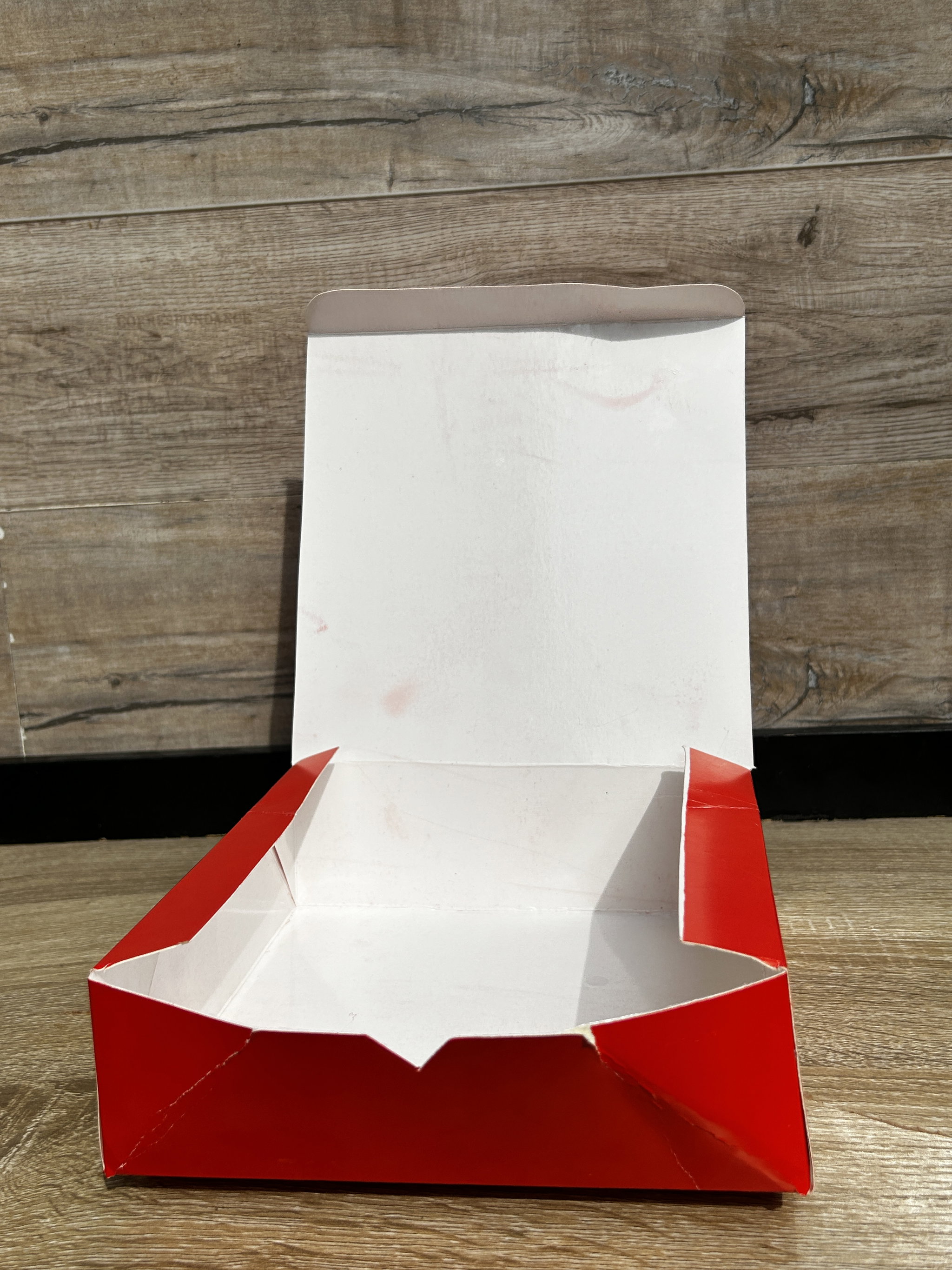 PLAIN RED “ER” TAKEOUT BOXES - 8” x 8” x 3.5” _3