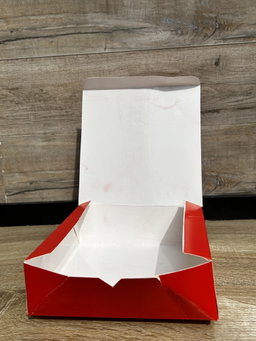 PLAIN RED “ER” TAKEOUT BOXES - 8” x 8” x 3.5” 