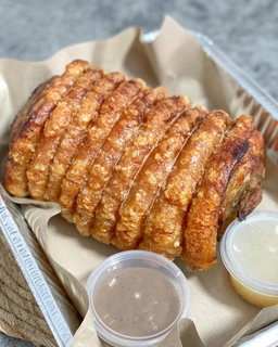 🔥 Best Seller | 1.5kg Crispy Lechon Belly (6–8 Pax)
