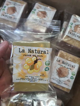 Jabon surtido cuadrado La Natural caja 