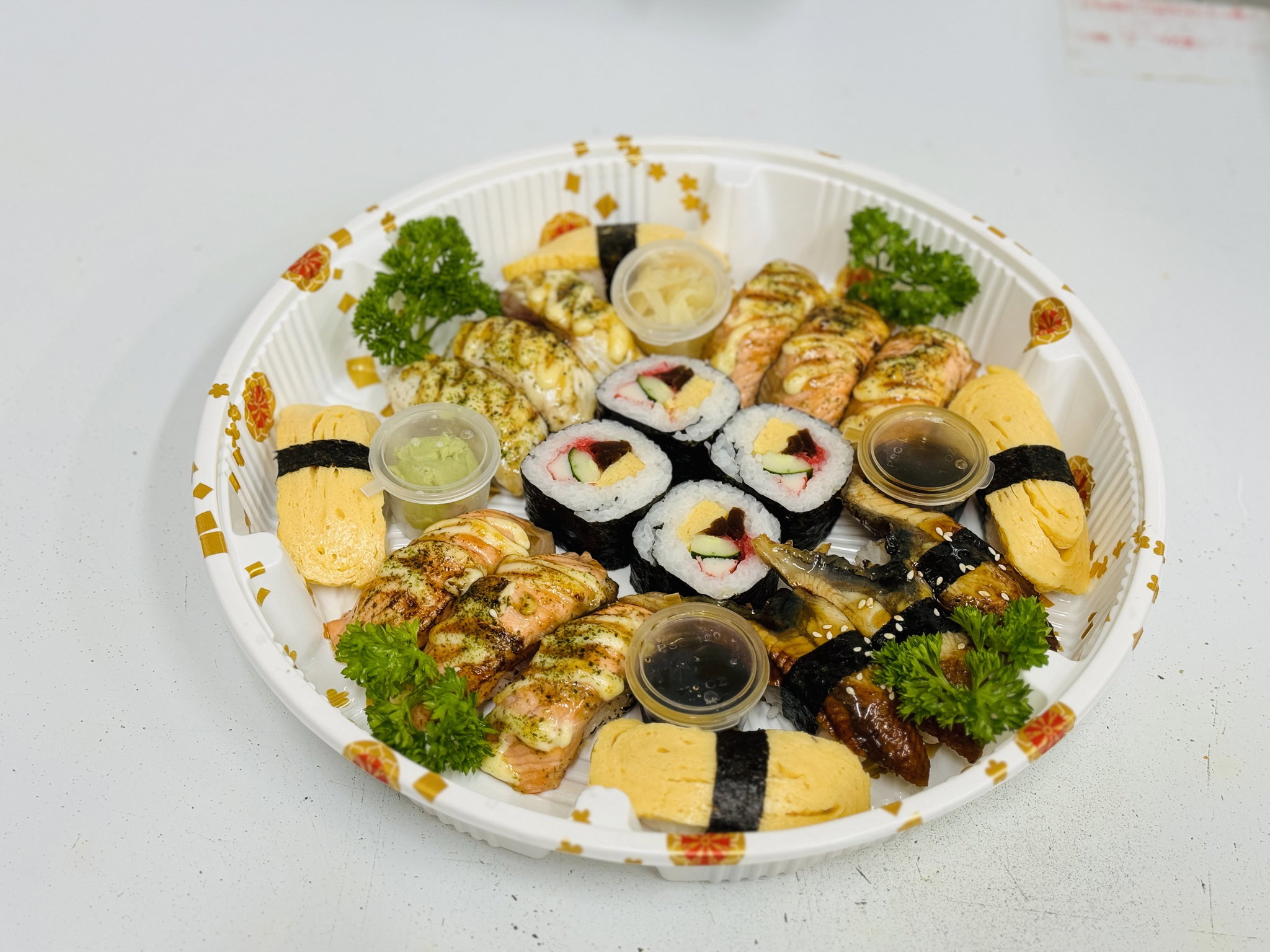 Premium Sushi Platter プレミアム寿司盛り合わせ_1
