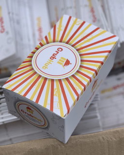 BRANDED TAKEOUT BOXES - 7” x 4” x 3” / MINIMUM ORDER QUANTITY OF 500 PIECES
