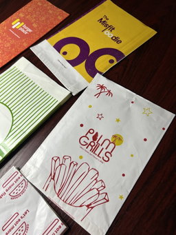 BRANDED FRENCH FRIES TAKEOUT BAGS - 5.5” x 4.5”  / MINIMUM ORDER QUANTITY OF 1000 PIECES 