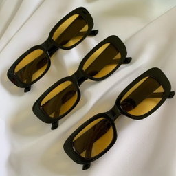 Retro Sunglasses up to date
