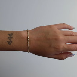 Bracelets 