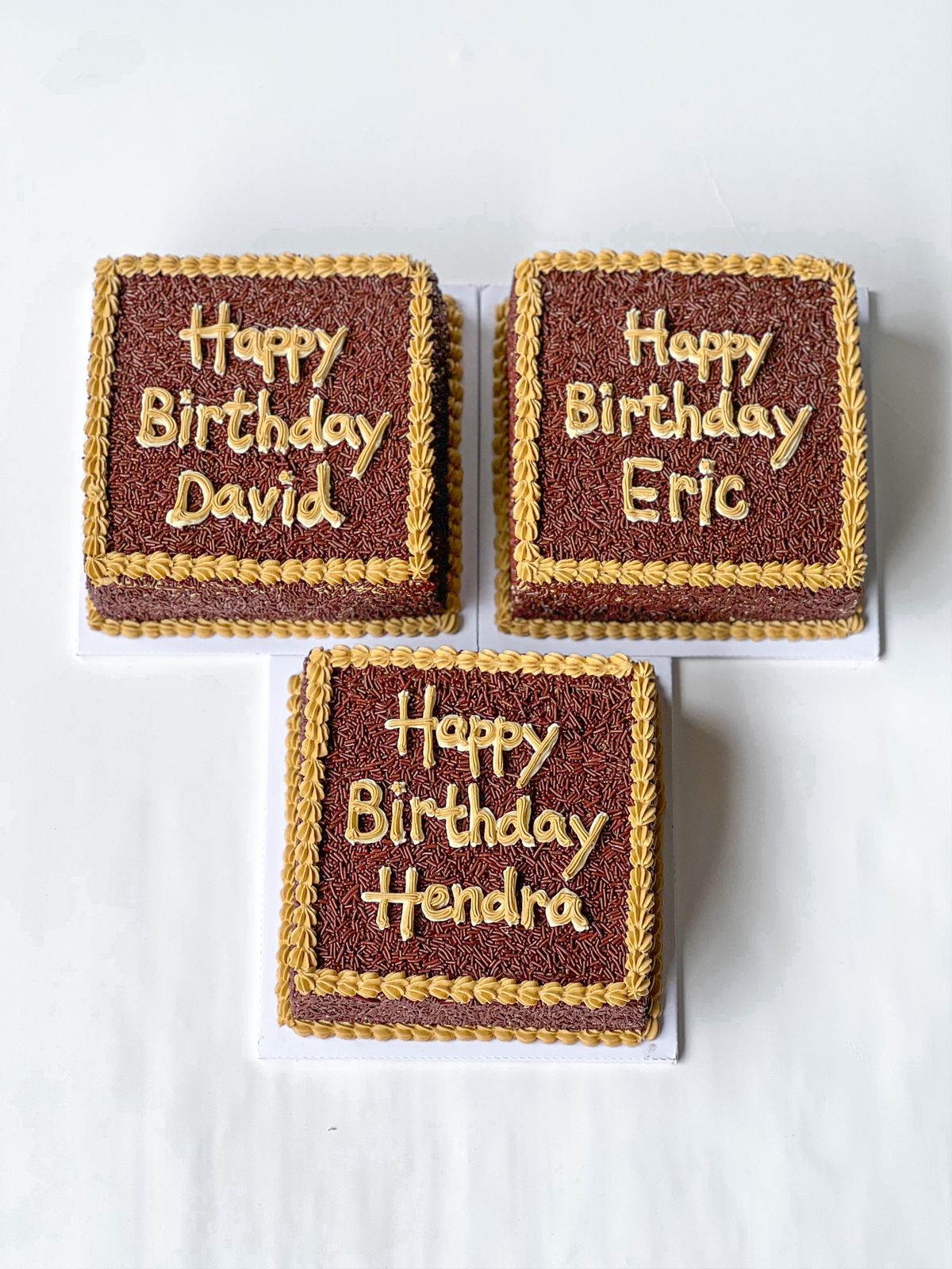 ᴍᴏᴄʜᴀ ᴇʙᴏɴʏ ʀᴇɢᴜʟᴀʀ ᴄᴀᴋᴇs🎂_20