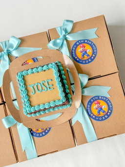 ᴍɪɴɪ ʜᴀᴍᴘᴇʀs ʙɪʀᴛʜᴅᴀʏ ᴄᴀᴋᴇs sᴢ 𝟷𝟶x𝟷𝟶 🎂 