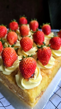 Victoria Sponge Cake