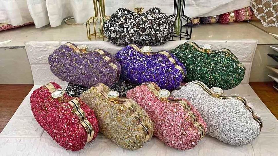 Chic Clutch Bags_0