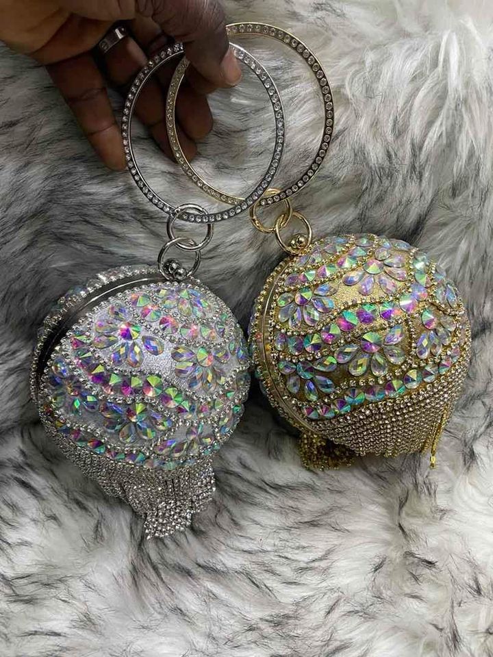 Chic Clutch Bags_4