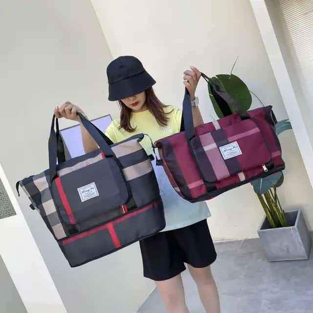 Spacious Traveling Bag_1