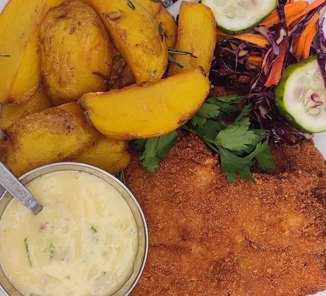 Crispy Fried Fish Fillet & portion of Chips KSh450.00