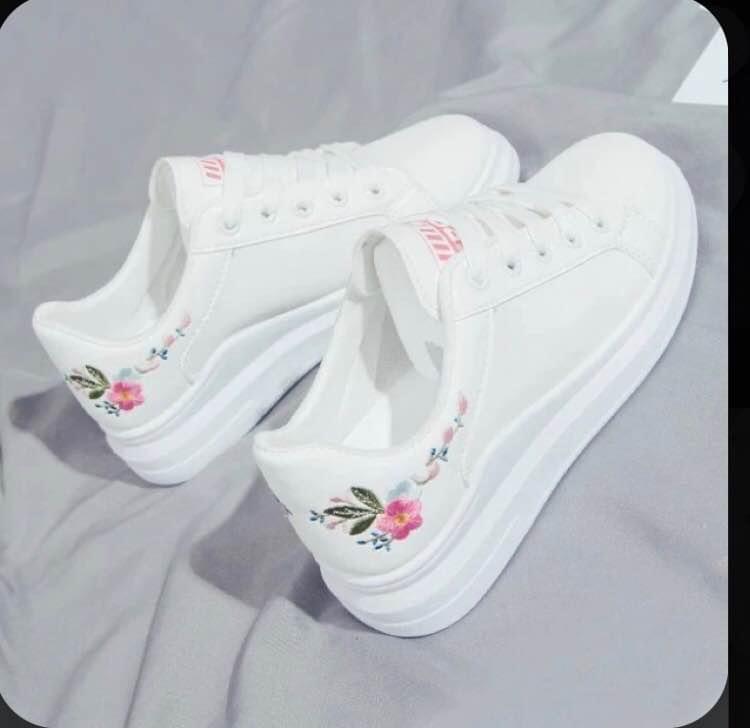Unisex Footwear_3