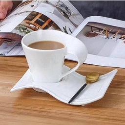 Tea cups and saucer