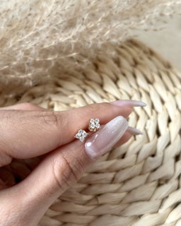 CLOVER STUD