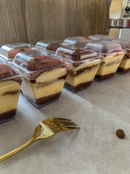 Classic Tiramisu Cups [min 15]