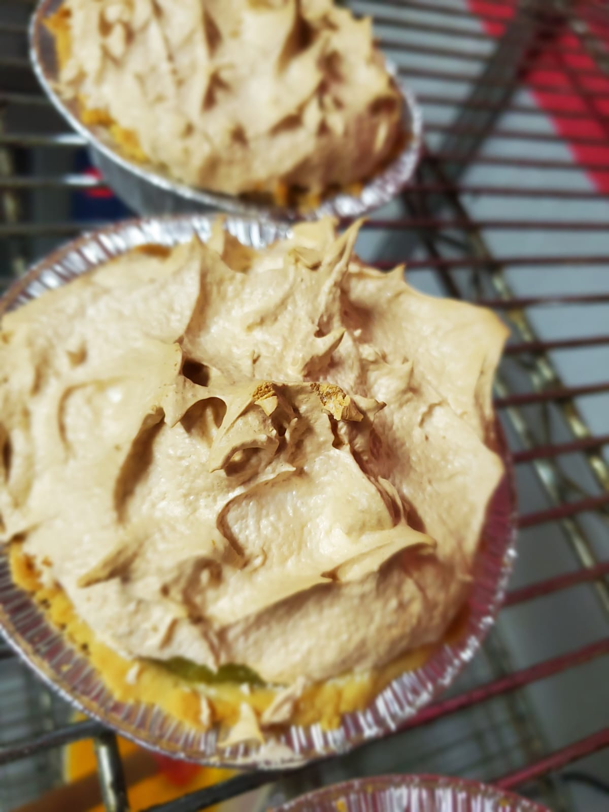 Lemon Meringue Pies Mini